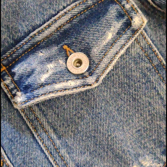 Authentic Off white floral print denim jacket - Picture 8 of 10